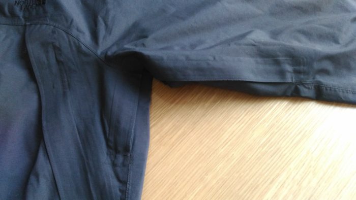 ノースフェイスドットショットジャケットは暑さを凌げる設計